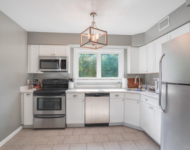 125 Stringham Road - Photo Thumbnail 7