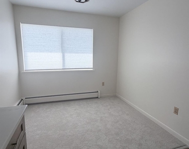 2740 South Road - Photo Thumbnail 14