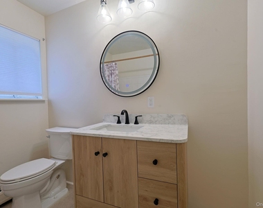 2740 South Road - Photo Thumbnail 2