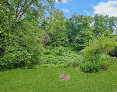 121 Coachlight Square - Photo Thumbnail 19