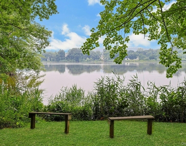 121 Coachlight Square - Photo Thumbnail 24