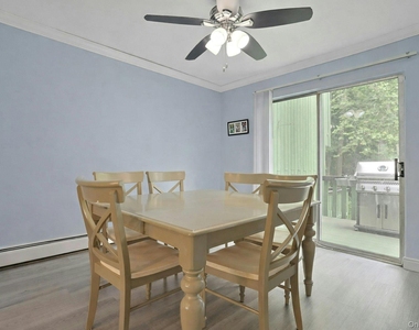 121 Coachlight Square - Photo Thumbnail 6
