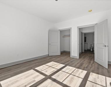 75 Forester Avenue - Photo Thumbnail 6
