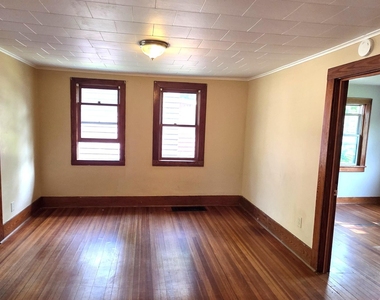 93 Cherry Avenue - Photo Thumbnail 17
