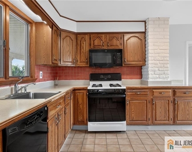 226 Gravel Hill Road - Photo Thumbnail 15