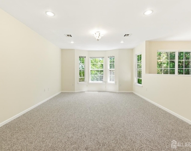 141 Forest Drive - Photo Thumbnail 3