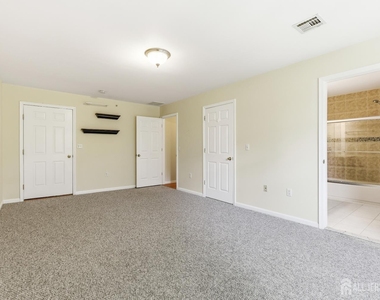 141 Forest Drive - Photo Thumbnail 16