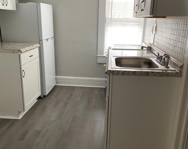 235 Montgomery Street - Photo Thumbnail 7