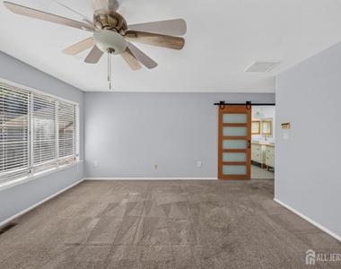 22 Driftwood Drive - Photo Thumbnail 12