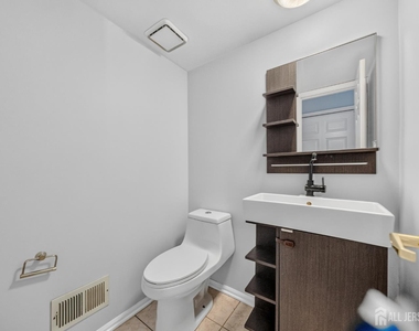 22 Driftwood Drive - Photo Thumbnail 15