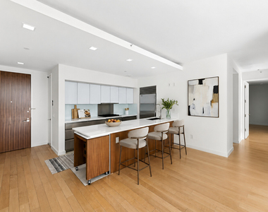 447 W 18th Street - Photo Thumbnail 1