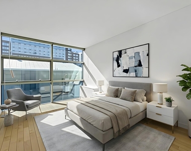 447 W 18th Street - Photo Thumbnail 6