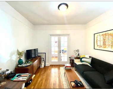 108 Mac Dougal Street - Photo Thumbnail 3