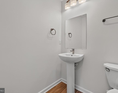 969 Woodstock Commons Drive - Photo Thumbnail 11