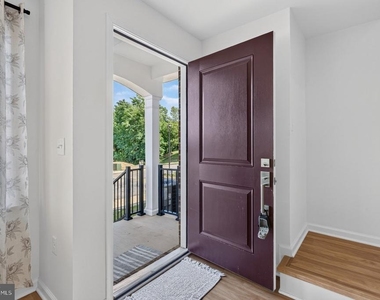 962 Orchard Ridge Place - Photo Thumbnail 2