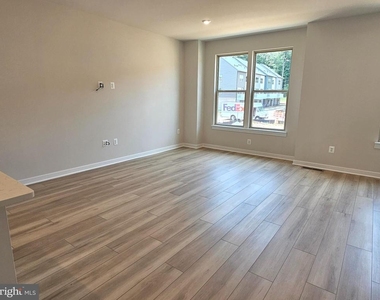 3622 Agate Lane - Photo Thumbnail 4
