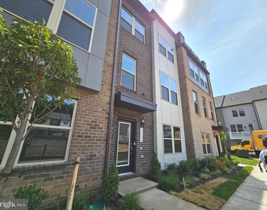3622 Agate Lane - Photo Thumbnail 1