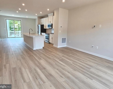 3622 Agate Lane - Photo Thumbnail 9