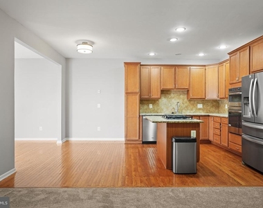 25257 Bald Eagle Terrace - Photo Thumbnail 13