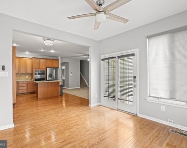 25257 Bald Eagle Terrace - Photo Thumbnail 17