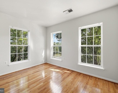 45805 Marlane Terrace - Photo Thumbnail 29