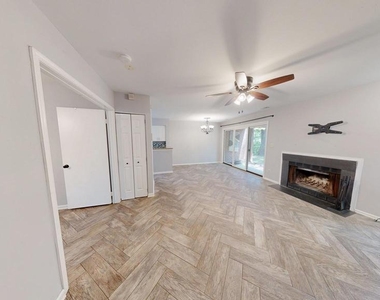 11100 Beaver Trail Court - Photo Thumbnail 5
