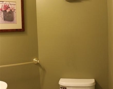 7507 Lamoyne Court - Photo Thumbnail 20