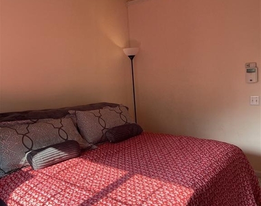 7507 Lamoyne Court - Photo Thumbnail 23