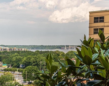 2059 Huntington Avenue - Photo Thumbnail 12