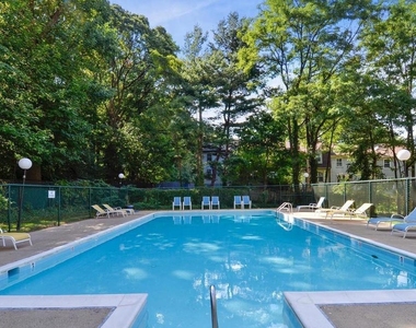 2059 Huntington Avenue - Photo Thumbnail 25