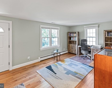 7312 Poplar Court - Photo Thumbnail 6