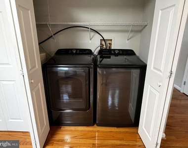 202 Carroll Drive - Photo Thumbnail 13