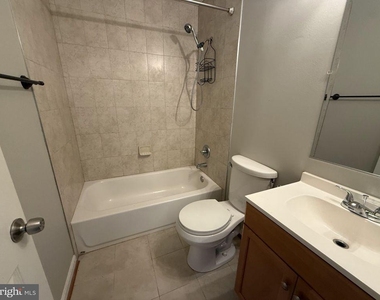 202 Carroll Drive - Photo Thumbnail 15