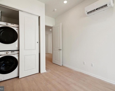 225 N 12th Street - Photo Thumbnail 9