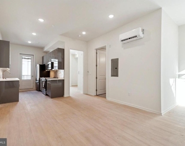 225 N 12th Street - Photo Thumbnail 11