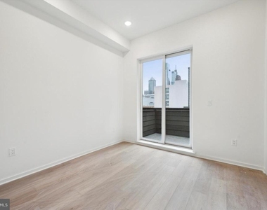 225 N 12th Street - Photo Thumbnail 11