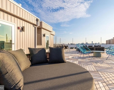 629 W Girard Avenue - Photo Thumbnail 45