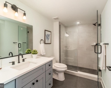 629 W Girard Avenue - Photo Thumbnail 38