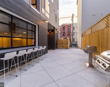 629 W Girard Avenue - Photo Thumbnail 17