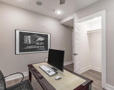 1519 N Stillman Street - Photo Thumbnail 5
