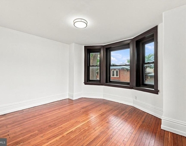 2037 Spring Garden Street - Photo Thumbnail 13