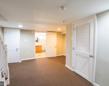5750 N Lambert Street - Photo Thumbnail 18
