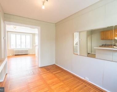 5750 N Lambert Street - Photo Thumbnail 6