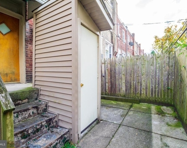 5750 N Lambert Street - Photo Thumbnail 8