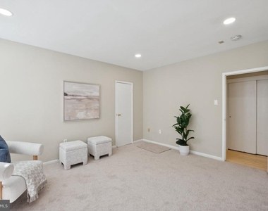135 S 19th Street - Photo Thumbnail 12