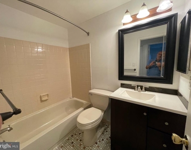 13014 Blakeslee Drive - Photo Thumbnail 3