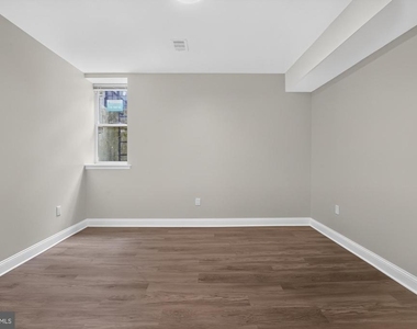519 N 11th Street - Photo Thumbnail 19