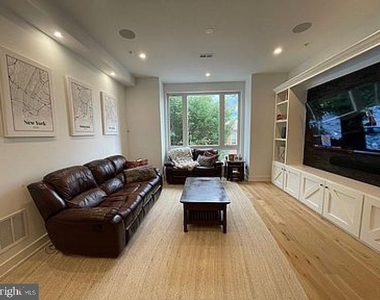 1544 S 20th Street - Photo Thumbnail 7