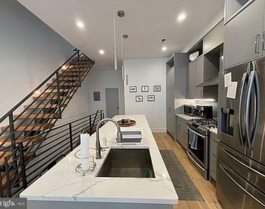 1544 S 20th Street - Photo Thumbnail 4
