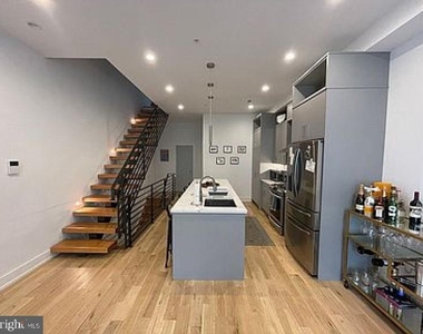 1544 S 20th Street - Photo Thumbnail 5